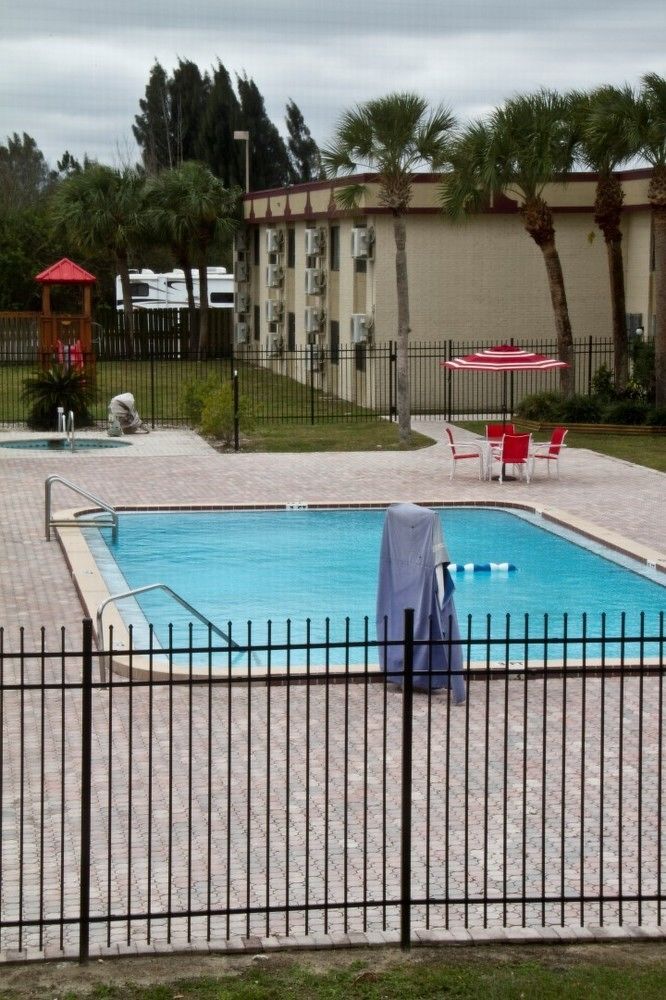 Space Coast Hotel Titusville-Kennedy Space Center Ngoại thất bức ảnh